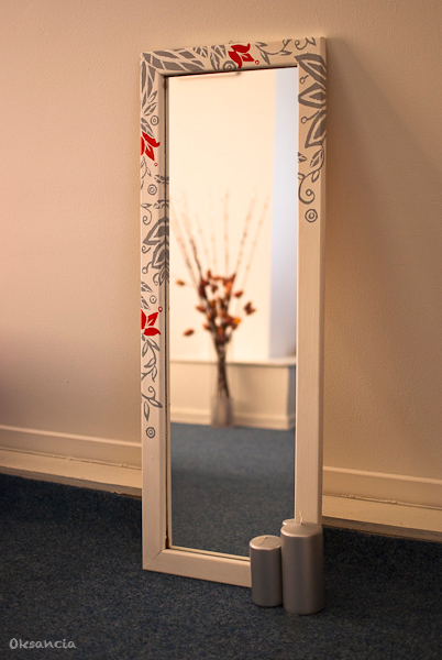 Painted Mirror by Oksancia on Flickr